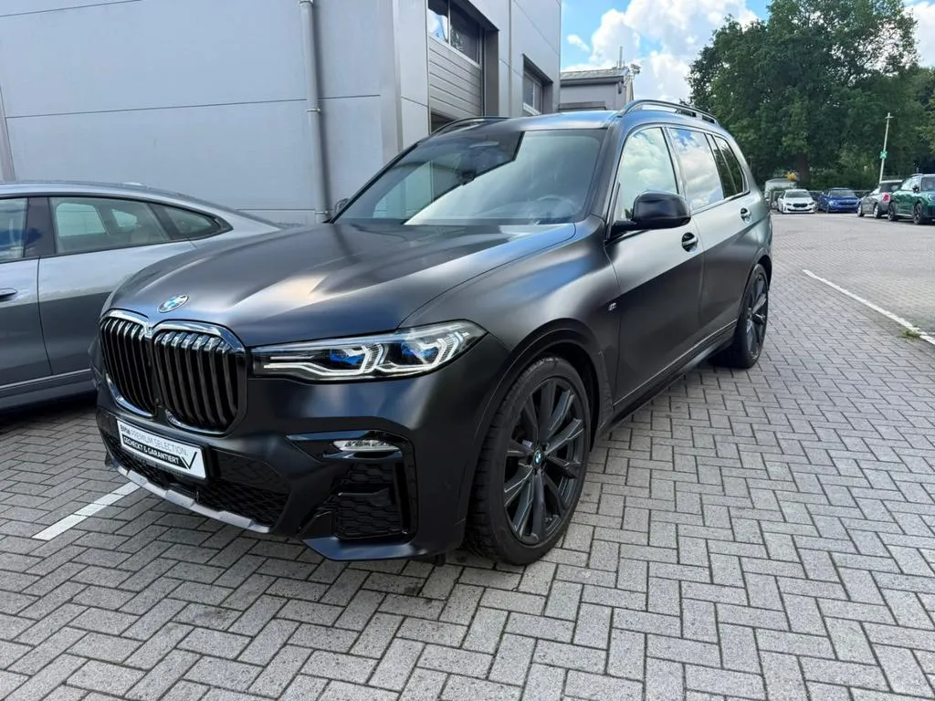 BMW X7