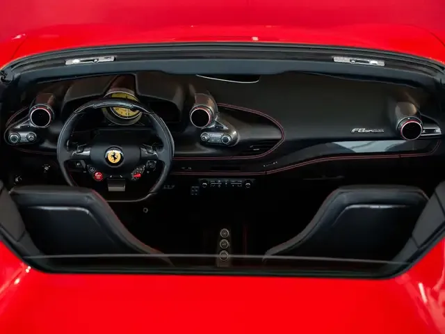 Ferrari F8 Spider