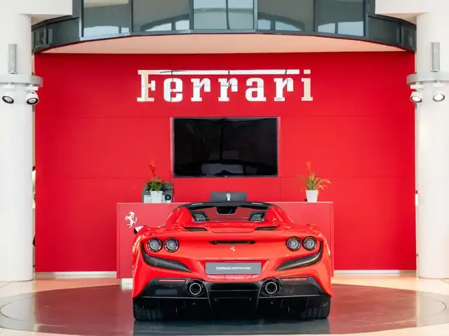 Ferrari F8 Spider