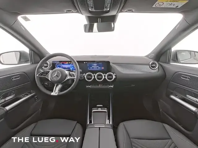 Mercedes-Benz EQA 300
