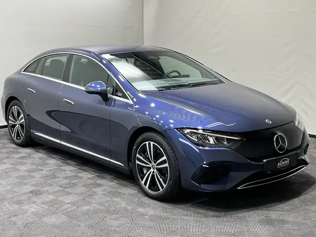 Mercedes-Benz EQE 300