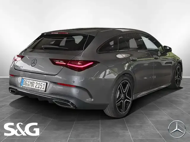 Mercedes-Benz CLA 200