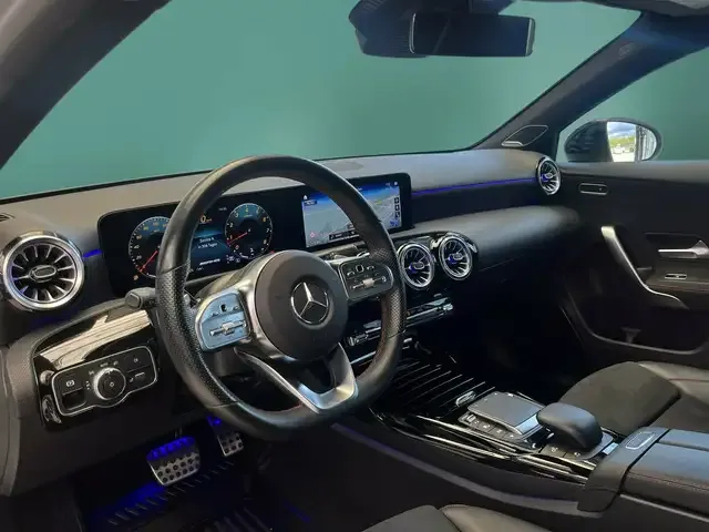 Mercedes-Benz A 35 AMG