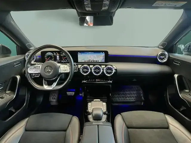 Mercedes-Benz A 35 AMG