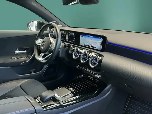 Mercedes-Benz A 35 AMG