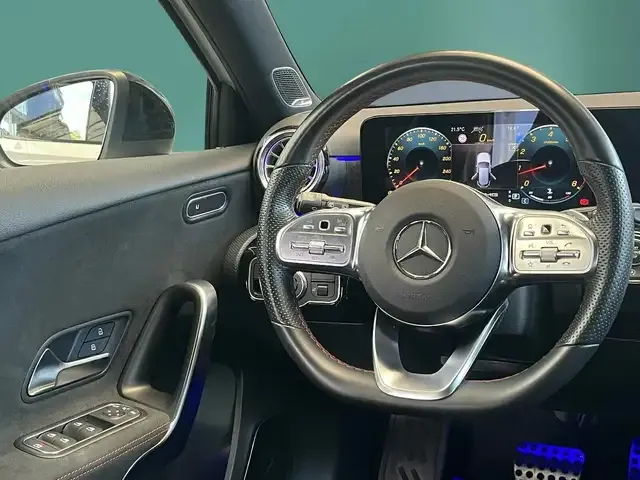 Mercedes-Benz A 35 AMG