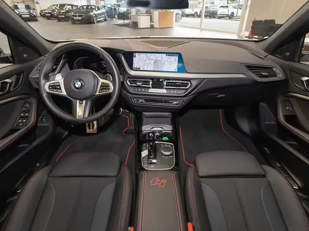 BMW 128