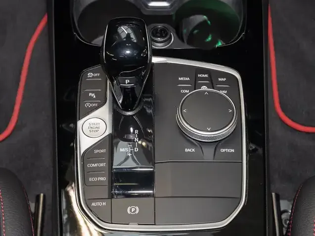 BMW 128