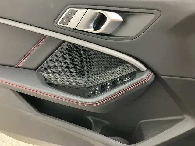 BMW 128