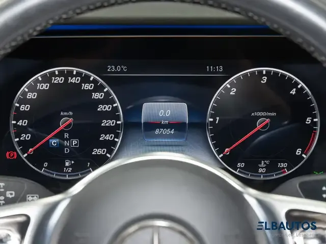Mercedes-Benz E 220