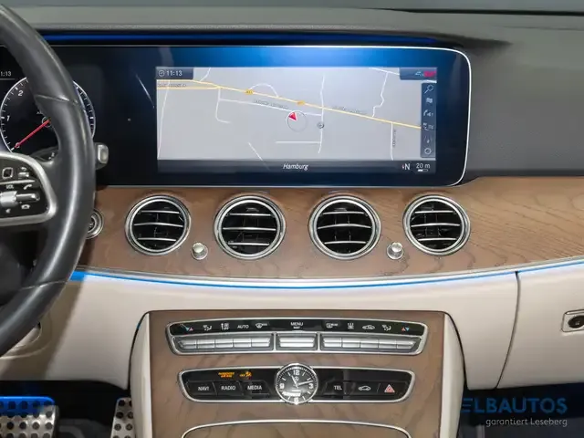Mercedes-Benz E 220