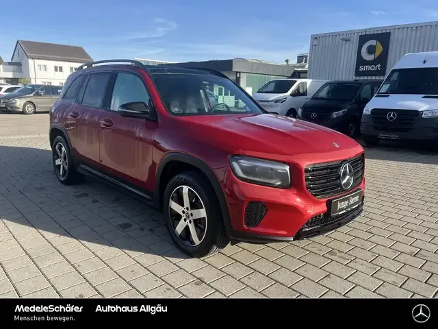 Mercedes-Benz GLB 250