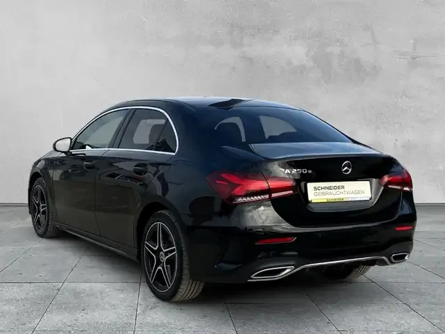 Mercedes-Benz A 250