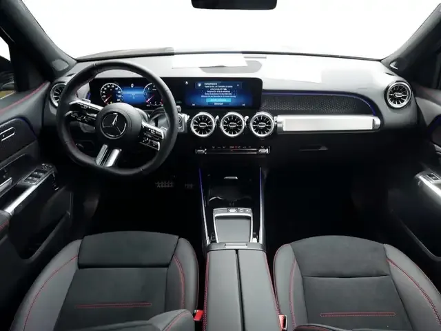 Mercedes-Benz GLB 200