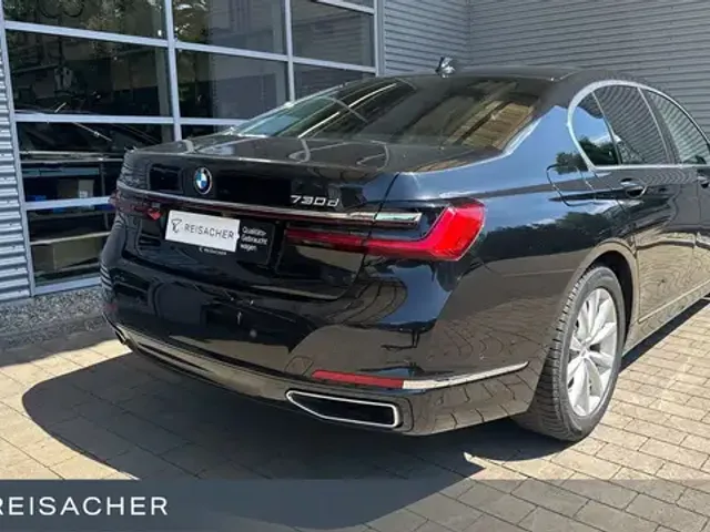 BMW 730