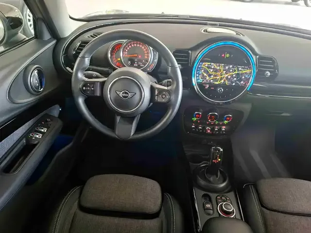 MINI Cooper Clubman