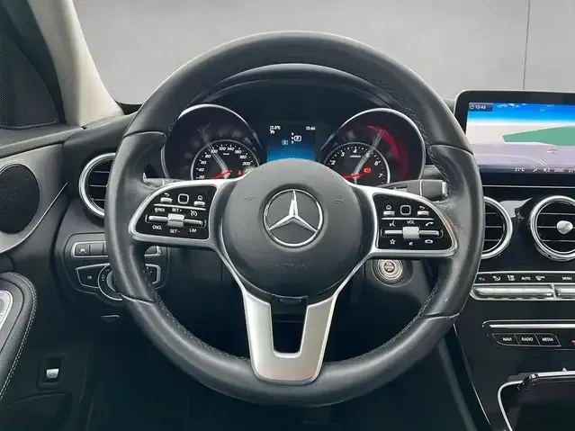 Mercedes-Benz C 400