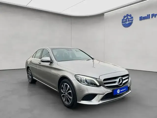 Mercedes-Benz C 400