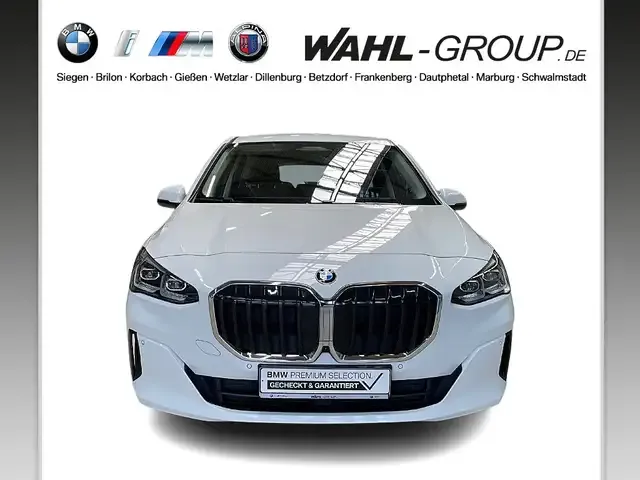 BMW 218