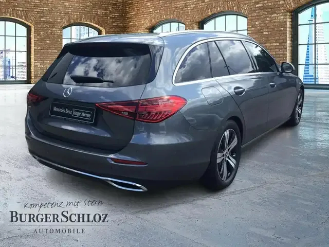 Mercedes-Benz C 220