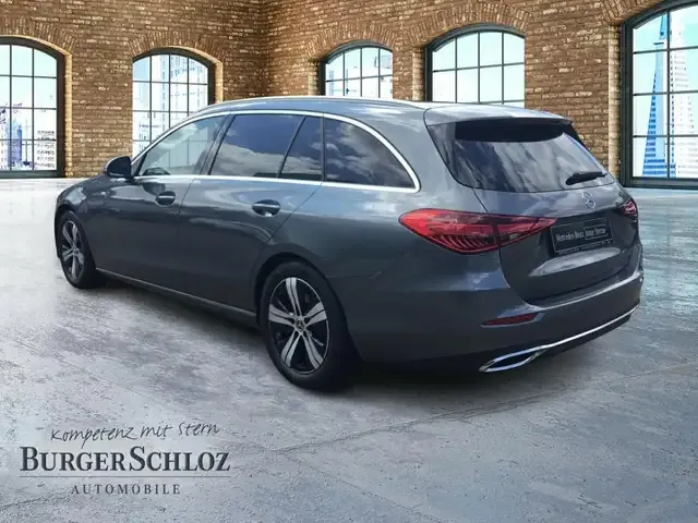 Mercedes-Benz C 220