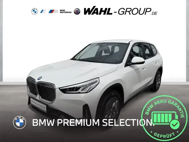 BMW iX1