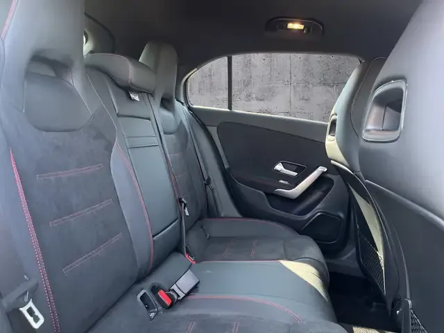 Mercedes-Benz A 200