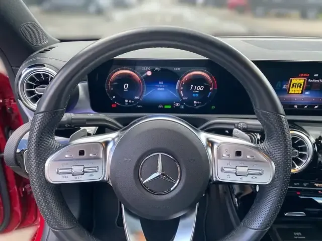 Mercedes-Benz CLA 250