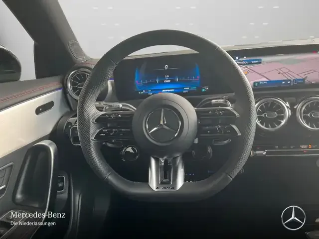 Mercedes-Benz CLA 35 AMG