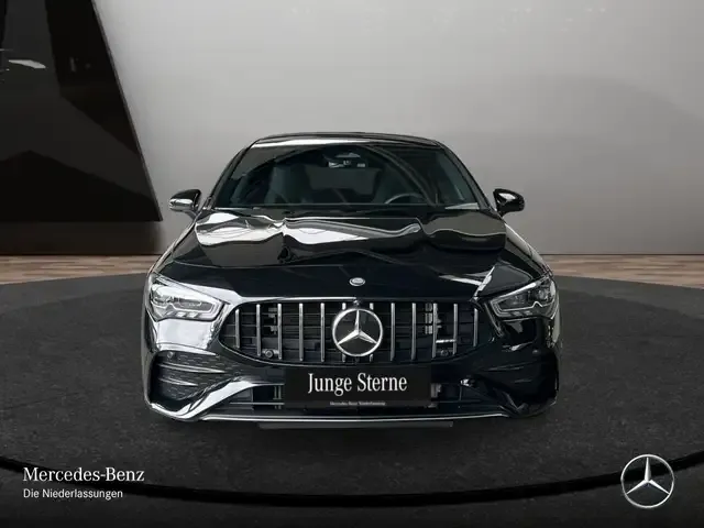 Mercedes-Benz CLA 35 AMG