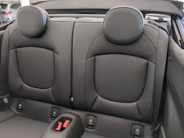 MINI Cooper Cabrio