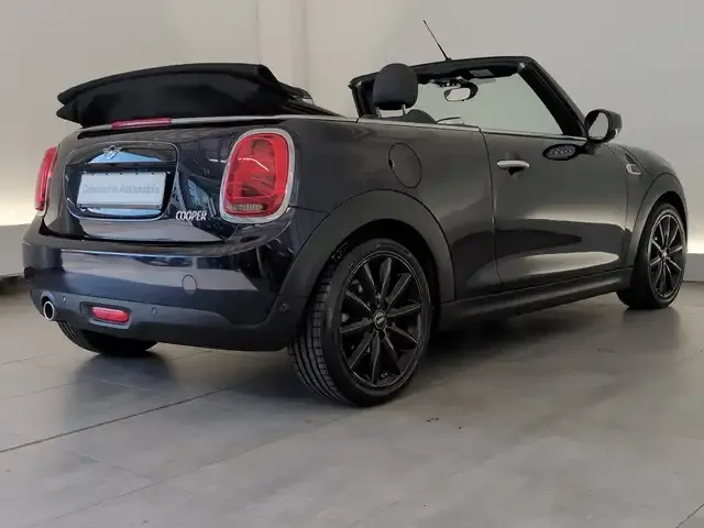 MINI Cooper Cabrio