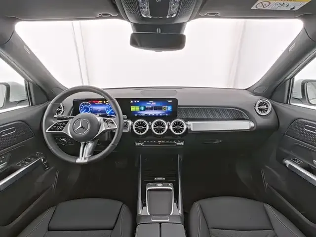 Mercedes-Benz EQB 300
