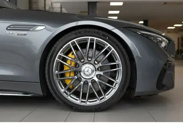 Mercedes-Benz SL 63 AMG