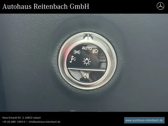 Mercedes-Benz CLE 200