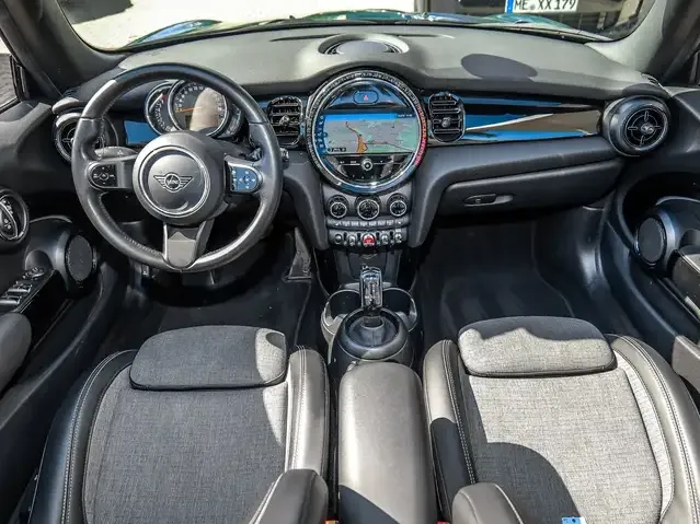 MINI Cooper Cabrio