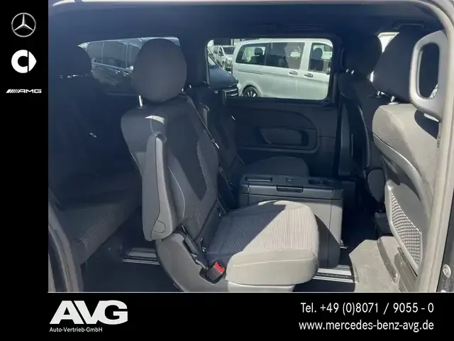 Mercedes-Benz V 250