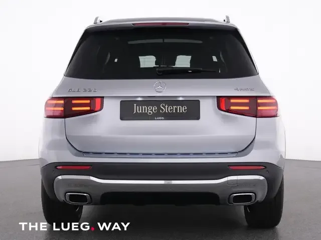 Mercedes-Benz GLB 220