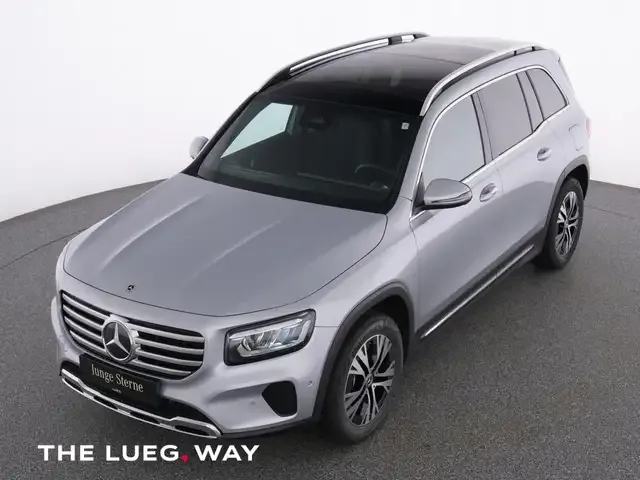 Mercedes-Benz GLB 220