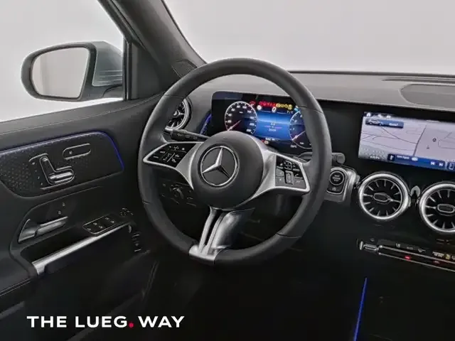Mercedes-Benz GLB 220