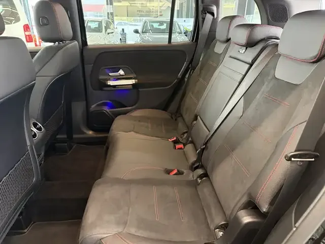Mercedes-Benz GLB 200