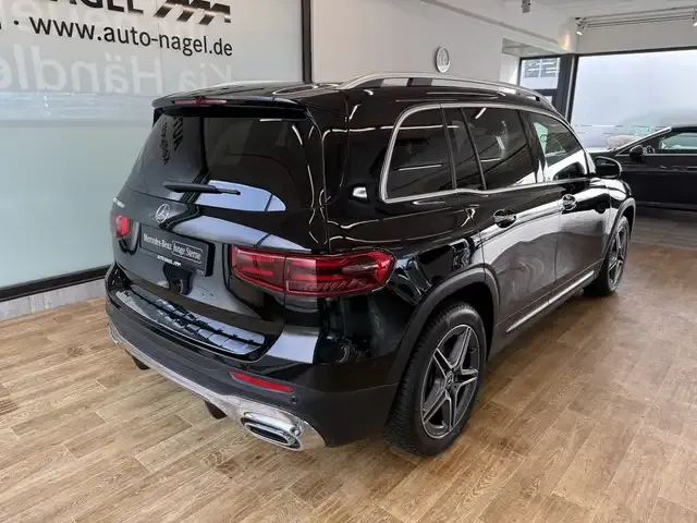 Mercedes-Benz GLB 200