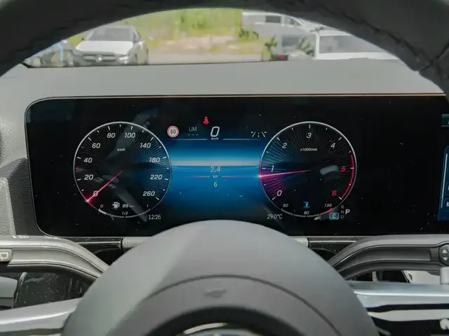 Mercedes-Benz GLA 220