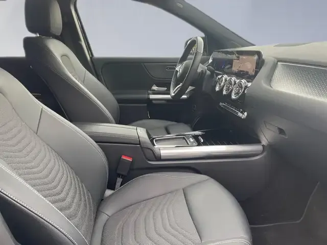 Mercedes-Benz EQA 350