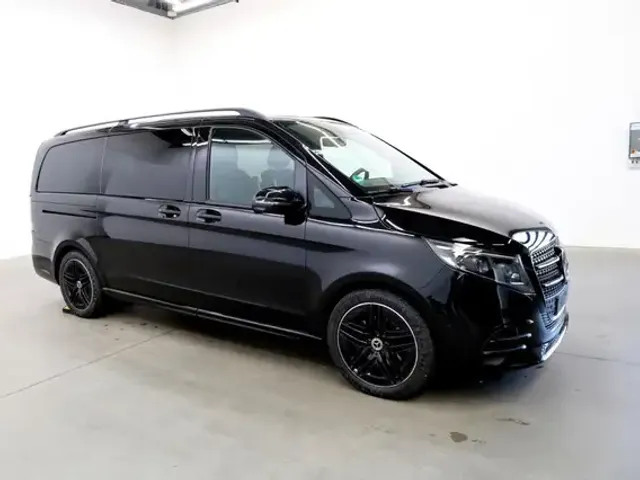 Mercedes-Benz V 250
