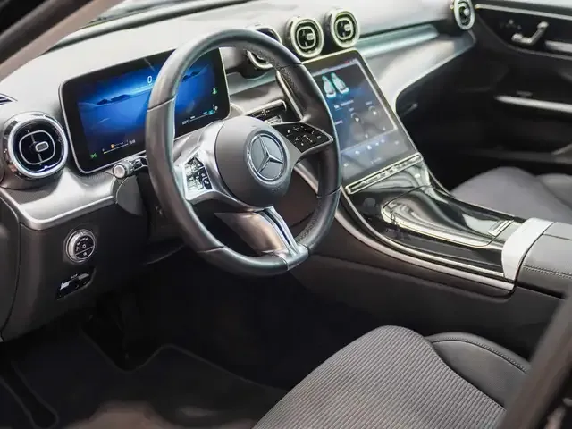 Mercedes-Benz C 220