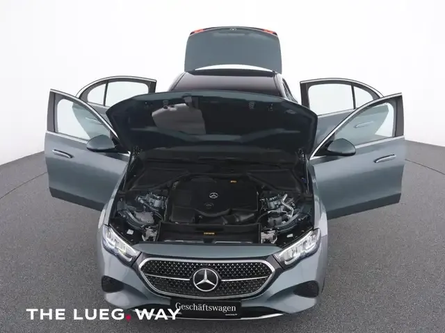 Mercedes-Benz E 200