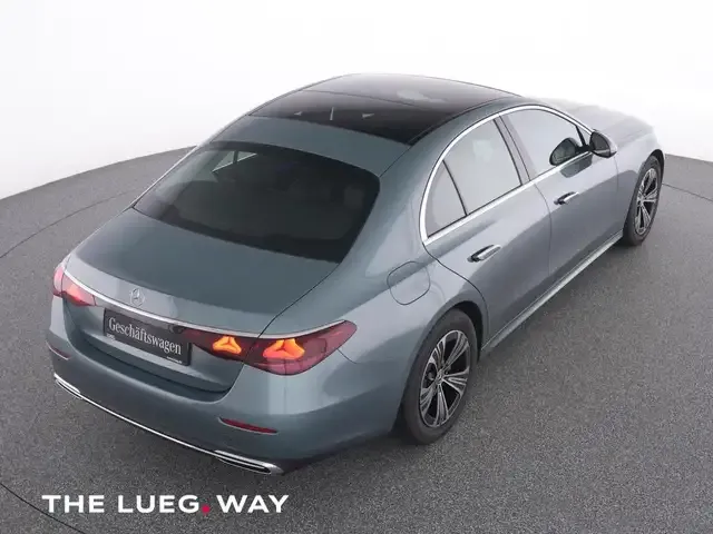 Mercedes-Benz E 200