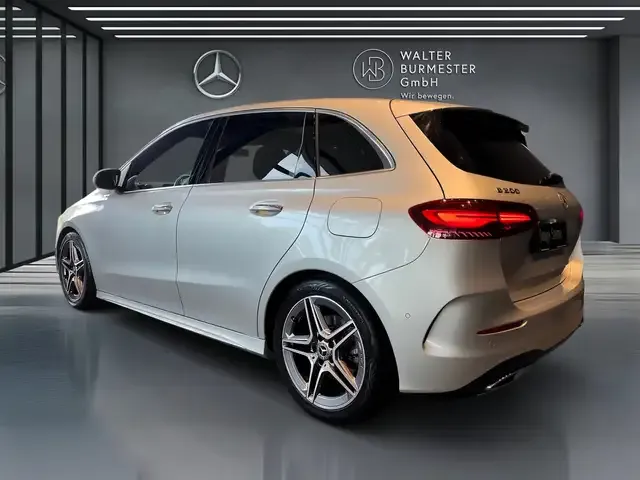 Mercedes-Benz B 200