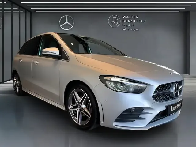 Mercedes-Benz B 200